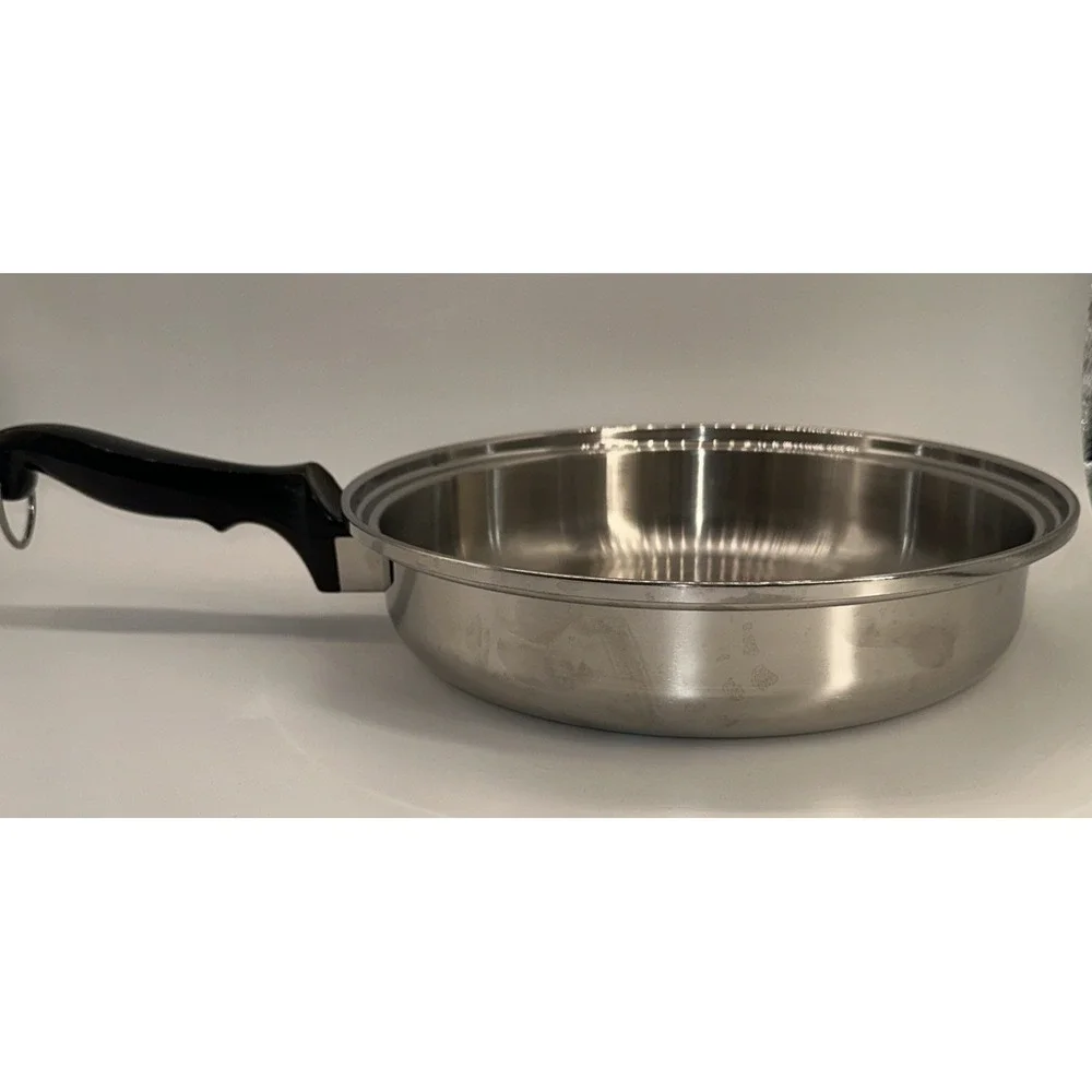 VTG‎ Chef's Ware 18-8-3 Ply Stainless 8.5